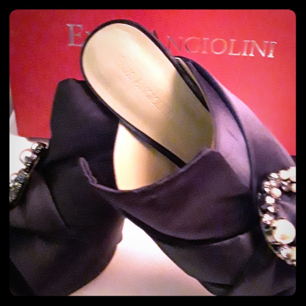 Enzo Angiolini